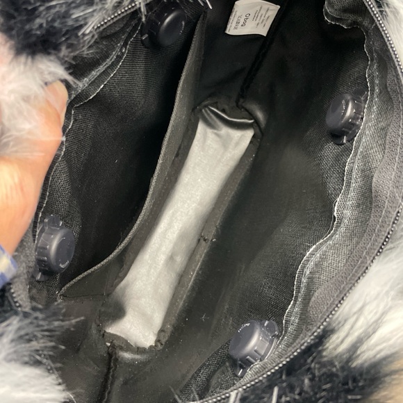 O bag Tote Bag Two Ways White Black Blue Canvas Faux Fur Trim Italy Rubber Beach - Picture 8 of 16